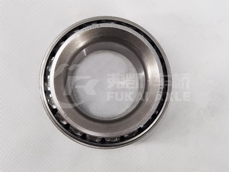 Roulement intérieur de roue avant pour pièces de rechange de camion Dongfeng 32317