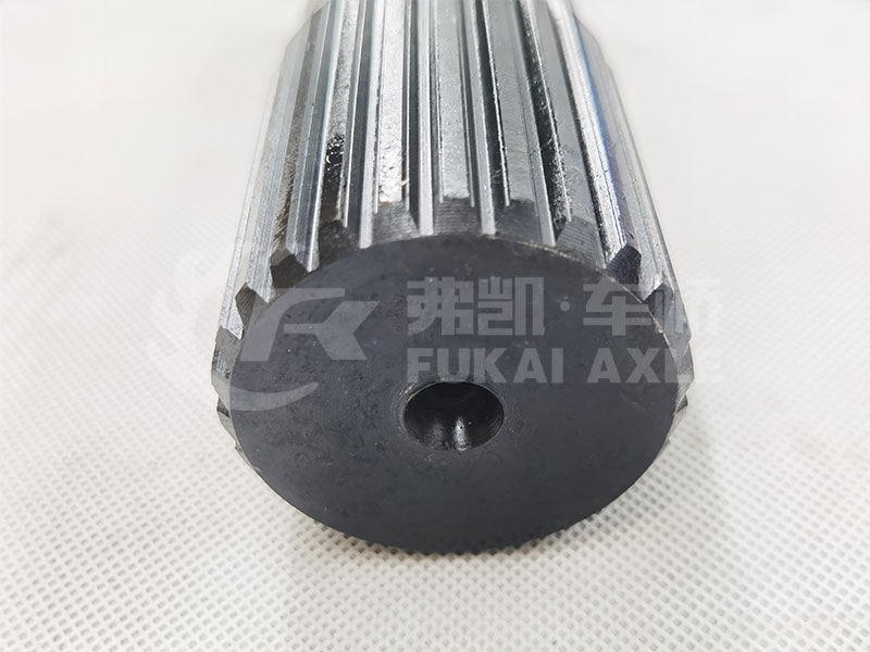 Arbre d'entraînement pour pièces de rechange de camion FAW Jiefang Qingdao 485 Auman ZL485S1-2505166