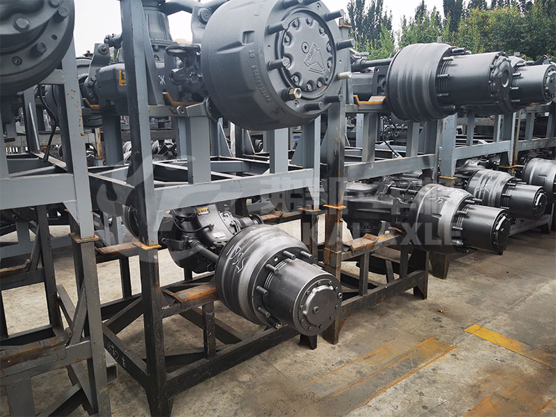 Ensemble d'essieu arrière pour pièces de rechange de camion Sinotruk HOWO AC16 AH71981550227 AH71981550221 