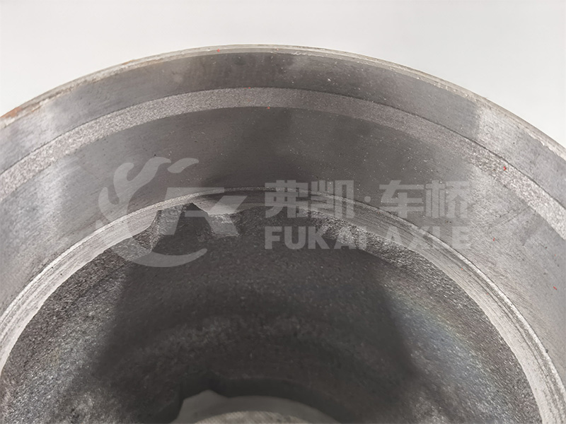 Moyeu de roue avant pour pièces de rechange de camion FAW Jiefang 88t 3103011-88T