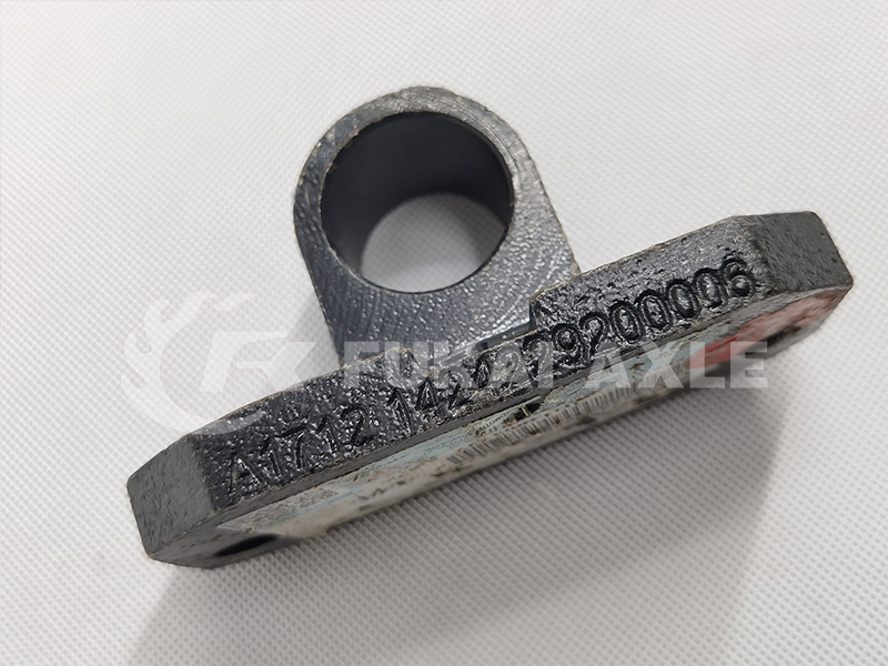 Cintre de barre stabilisatrice avant pour pièces de rechange de camion Foton Auman 1424229200006