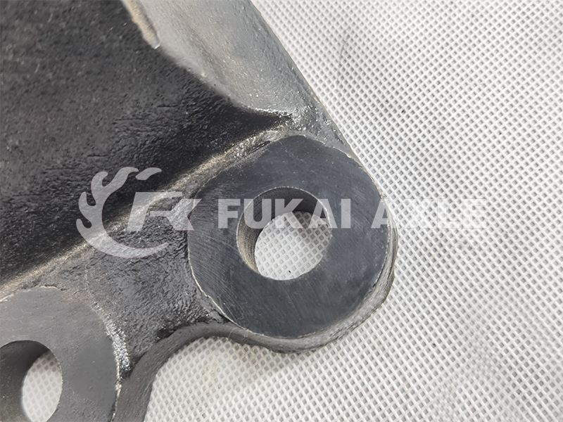 Support de cylindre de surpression pour pièces de rechange de camion FAW Jiefang 3409016-56S