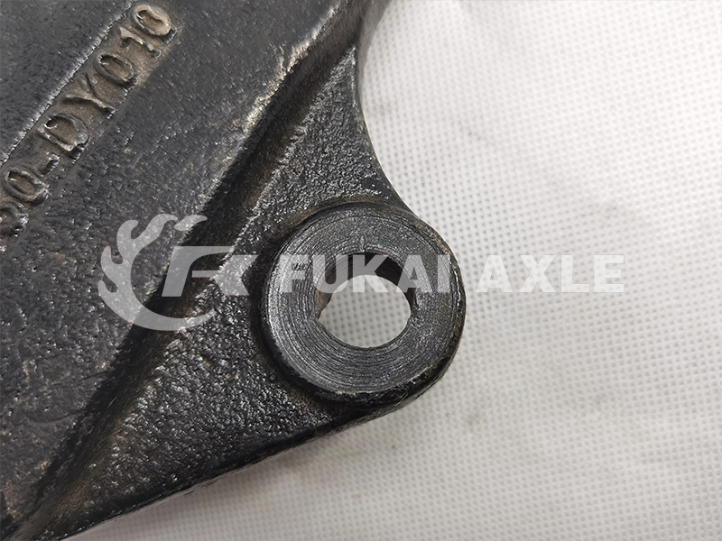 Support de ressort à lames pour pièces de rechange de camion FAW Jiefang 2902450-DY010